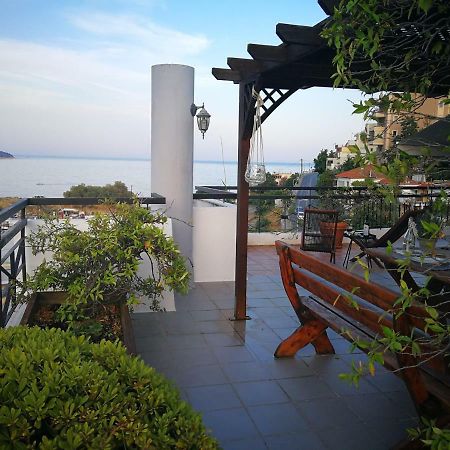 Port View Suites Kavála Kültér fotó